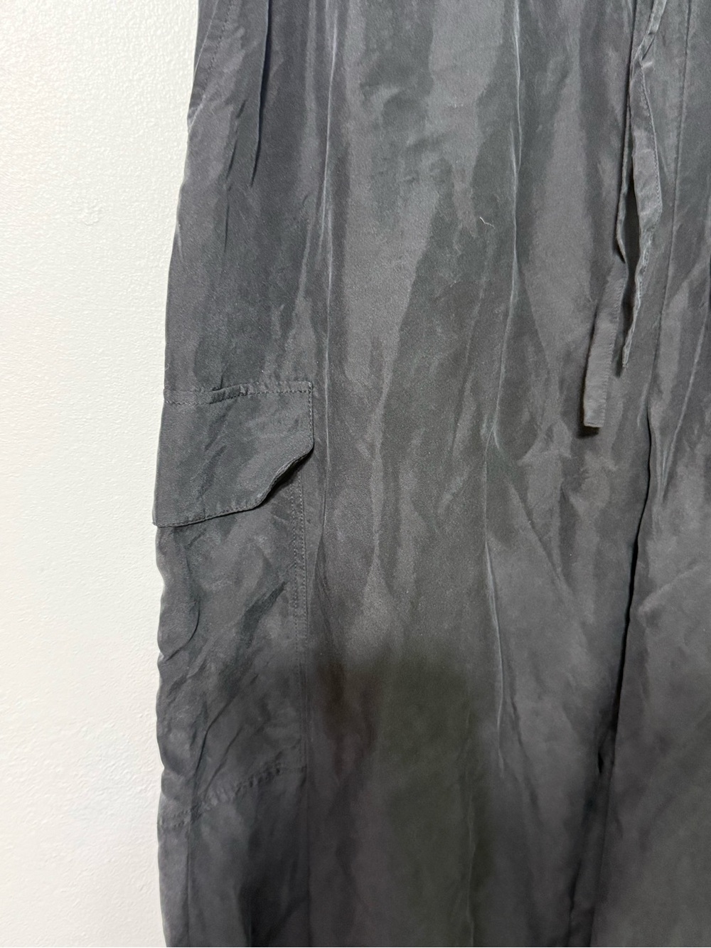 Eileen Fisher Black Wide-Leg Cargo Drawstring Pants Petite Large 100% Silk - Picture 5 of 11